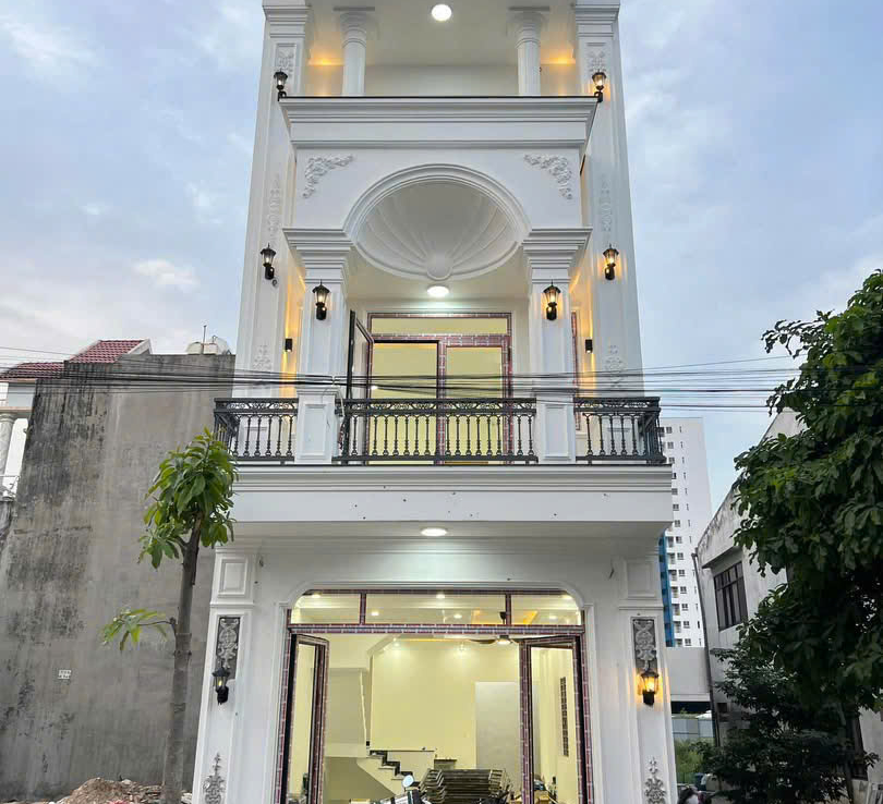 bán nhà gần vincom dĩ an