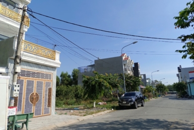 mua đất đông hoà