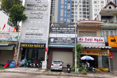 nhà mặt tiền gần vincom