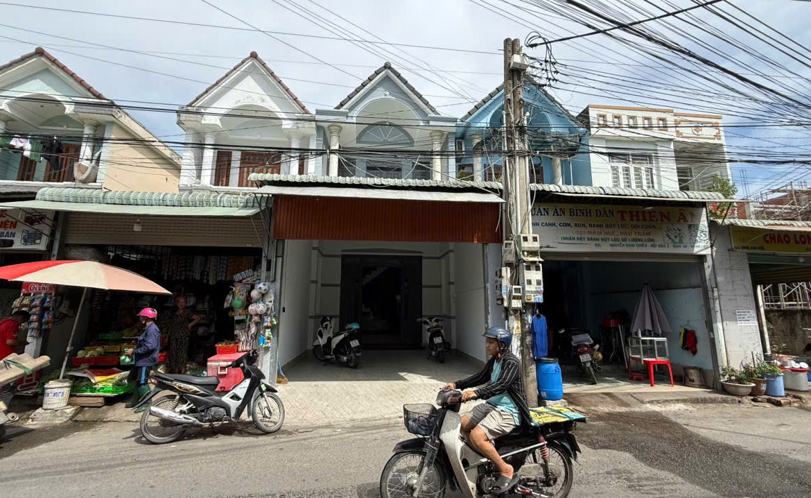 mặt tiền nguyễn đình chiểu dĩ an