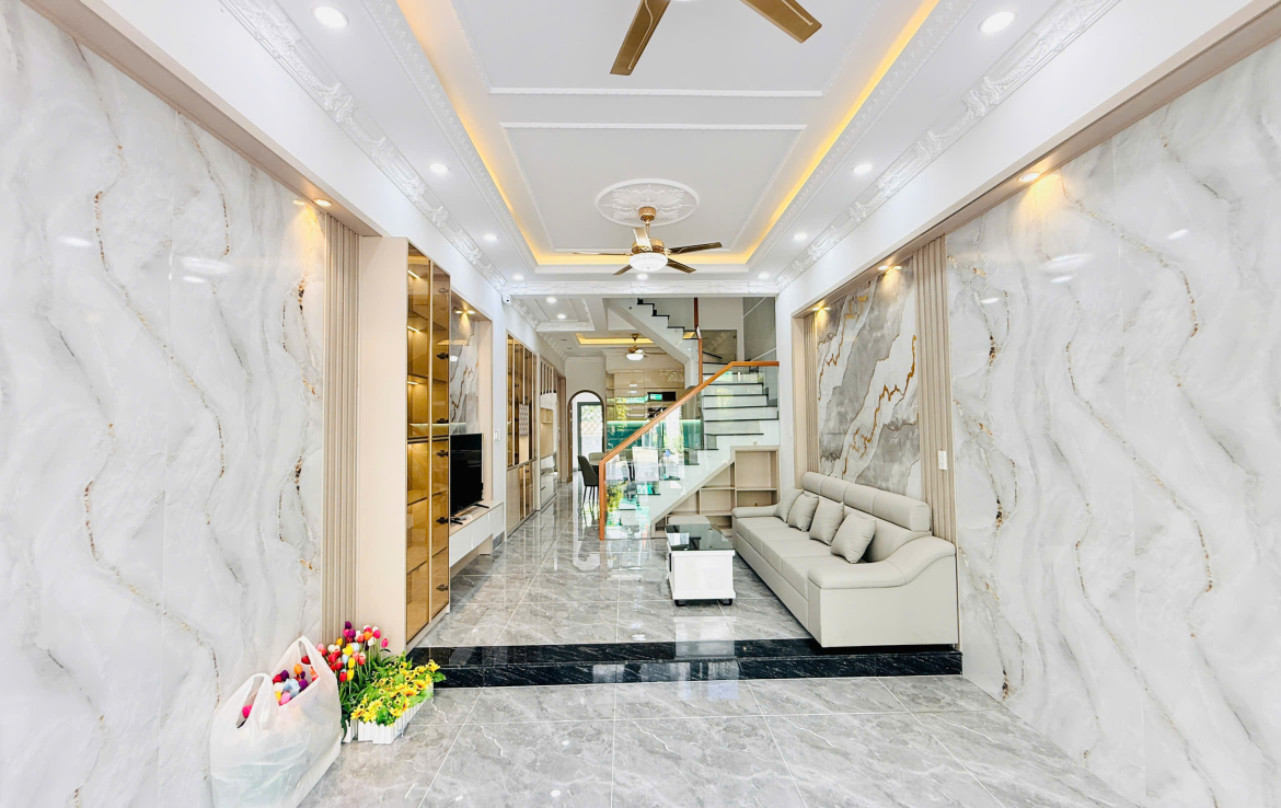 nhà gần làng đại học thủ đức