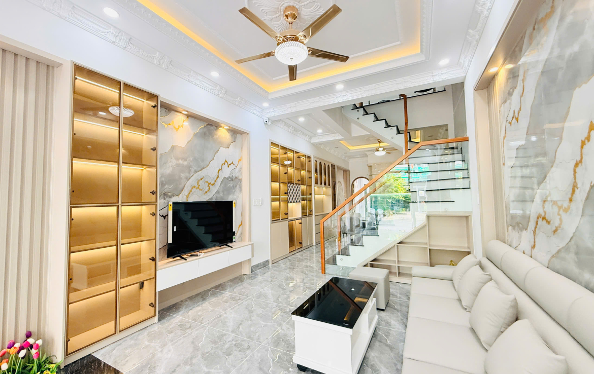 nhà gần làng đại học thủ đức