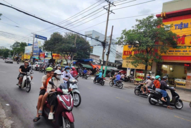 Mặt tiền đường Nguyễn trãi