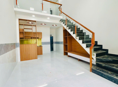 nhà mới xây dĩ an