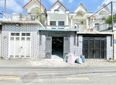 bán nhà gần chợ ông xã dĩ an