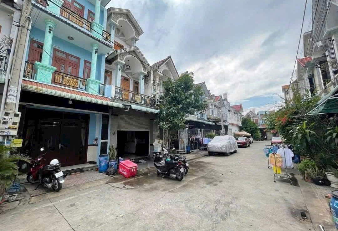 nhà bán đông hòa dĩ an