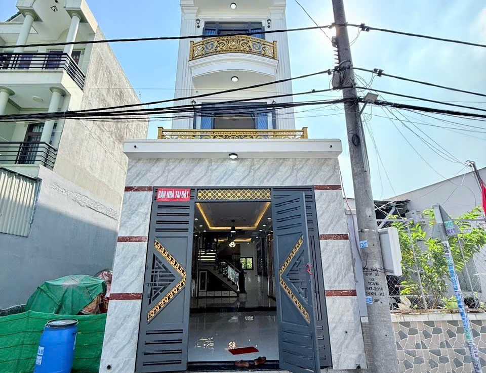 nhà gần trường học đông hòa
