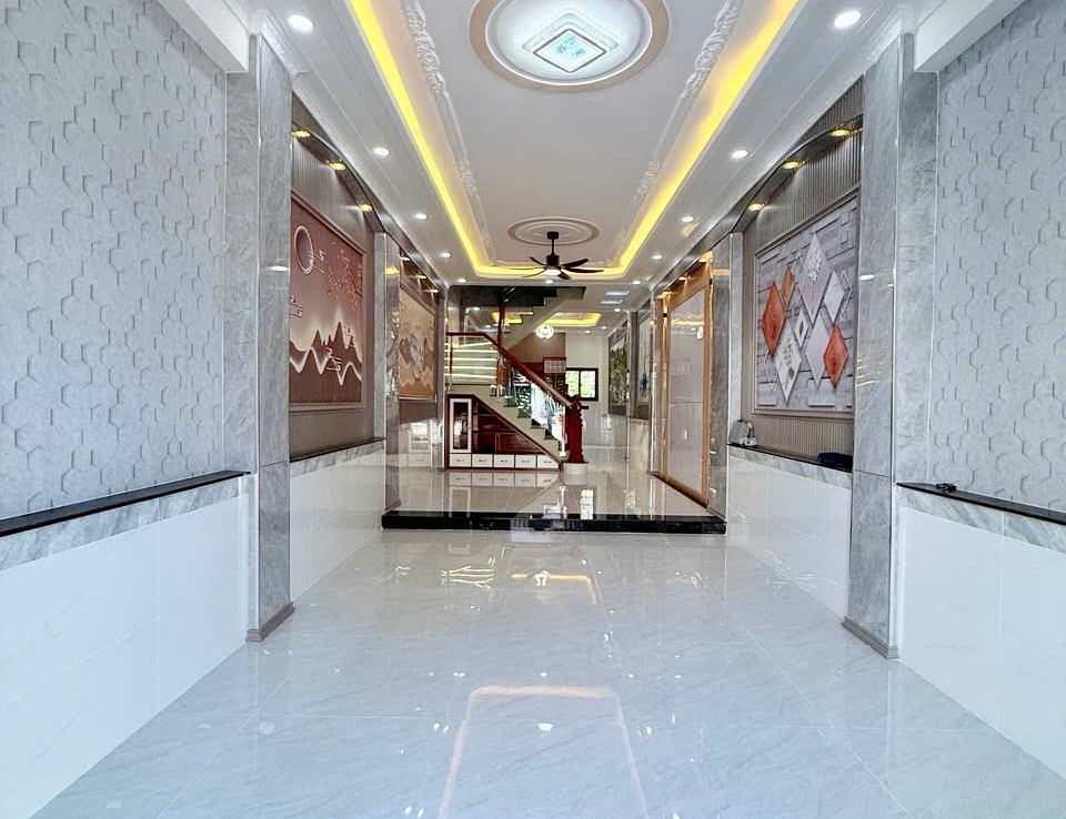 nhà gần trường học đông hòa
