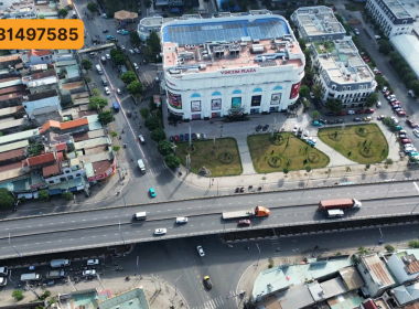 Đất gần vincom