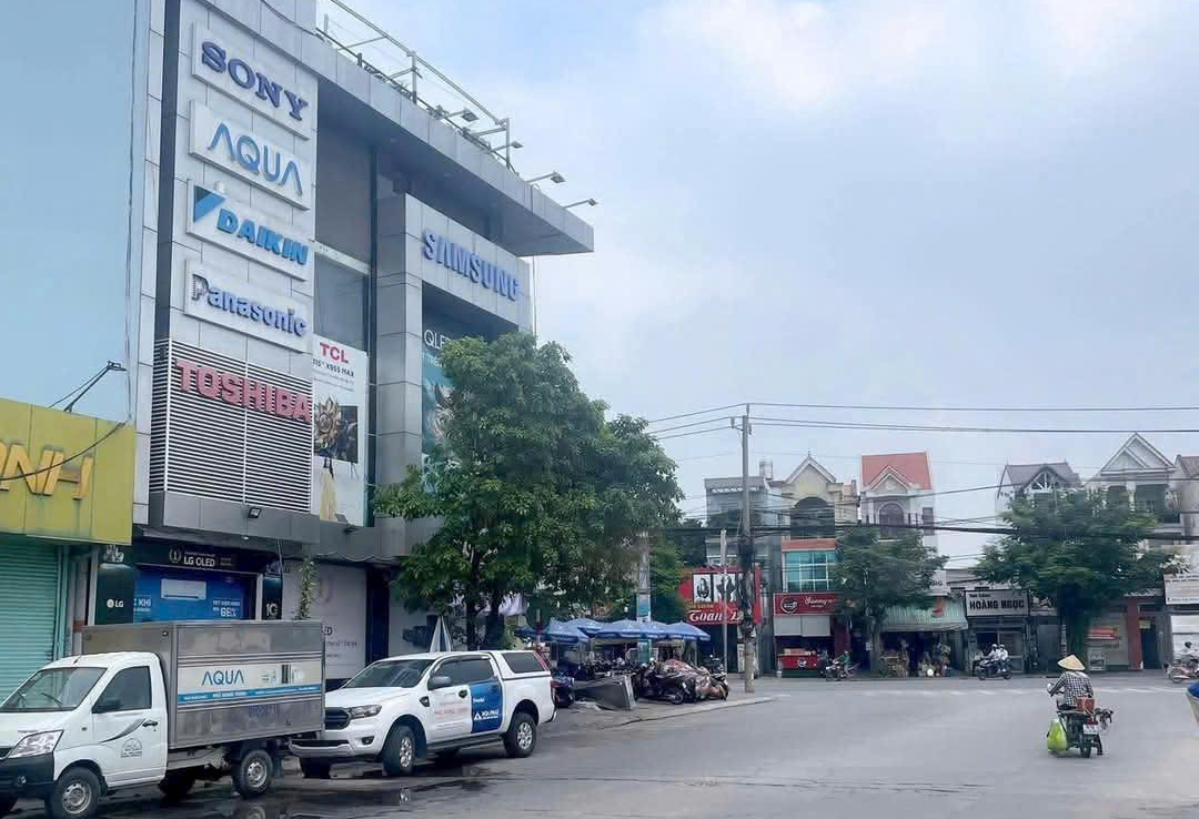 Đất mặt tiền Vincom dĩ an
