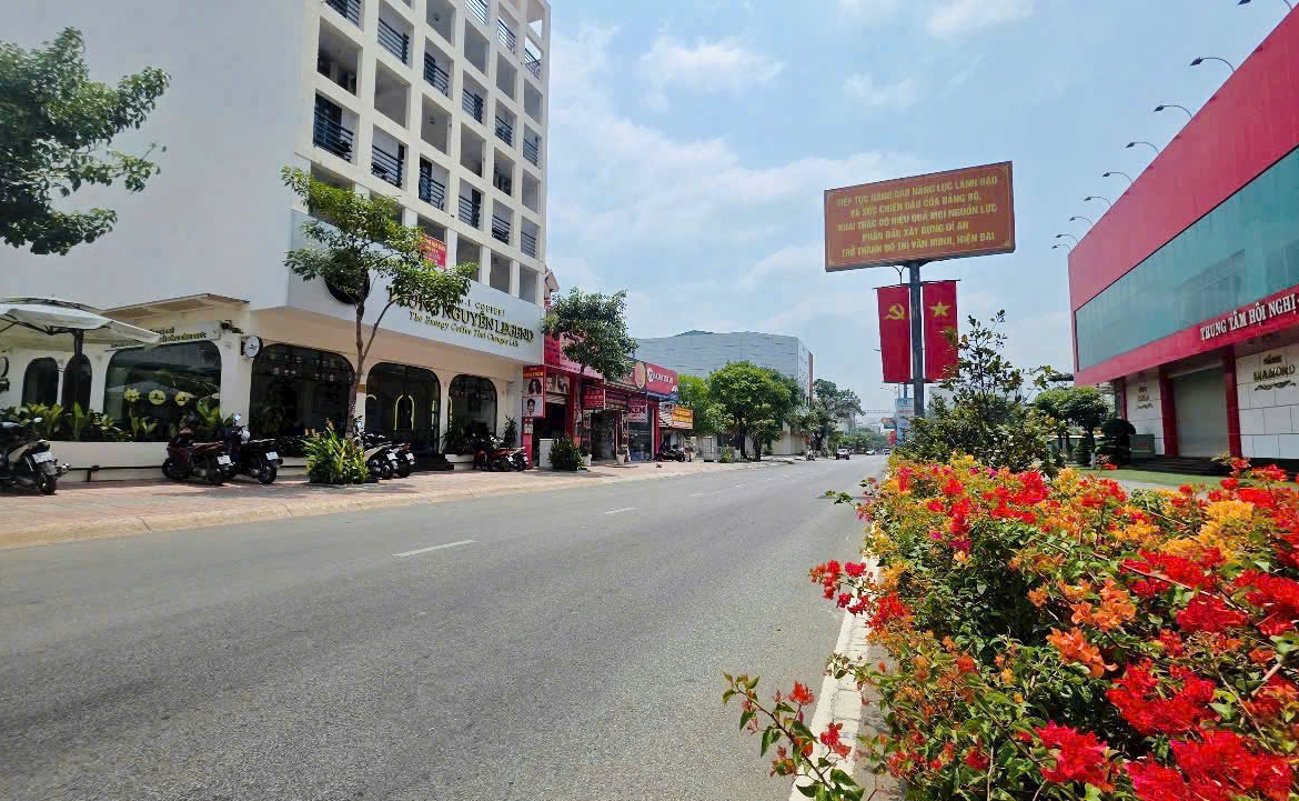 Đất mặt tiền đường số 9 tthc