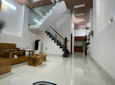 bán nhà đường tân an