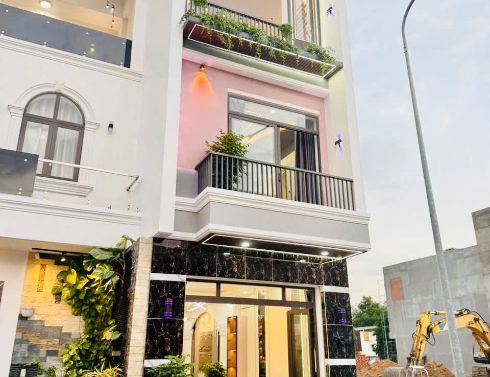 bán nhà lê phong thuận an