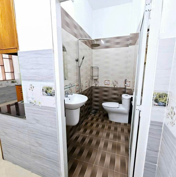bán nhà phú hồng thịnh 6