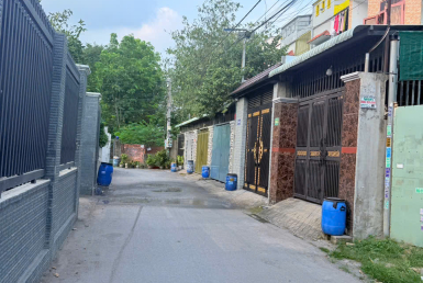 đất gần trường học dĩ an