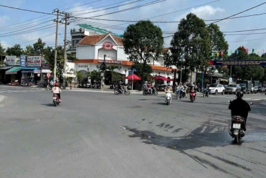 đất mặt tiền trần hưng đạo