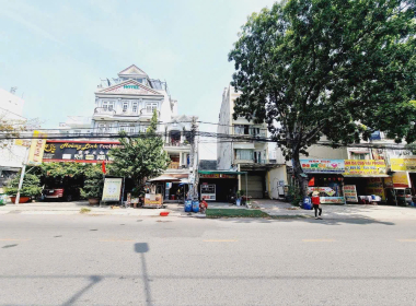 mặt tiền kinh doanh sóng thần