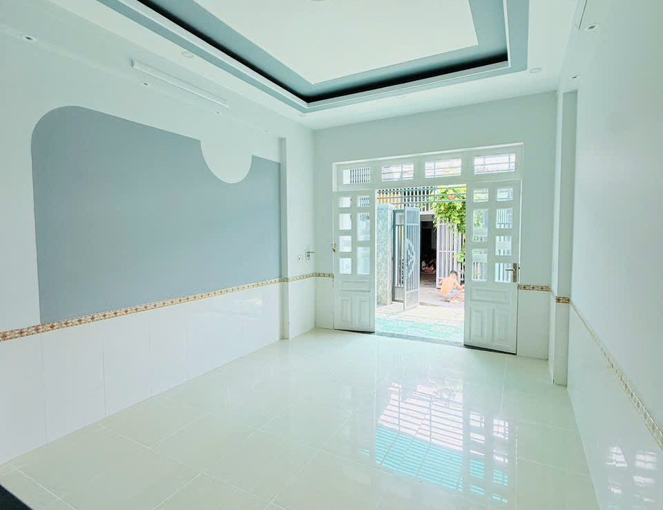 nhà gần TTHC Dĩ An