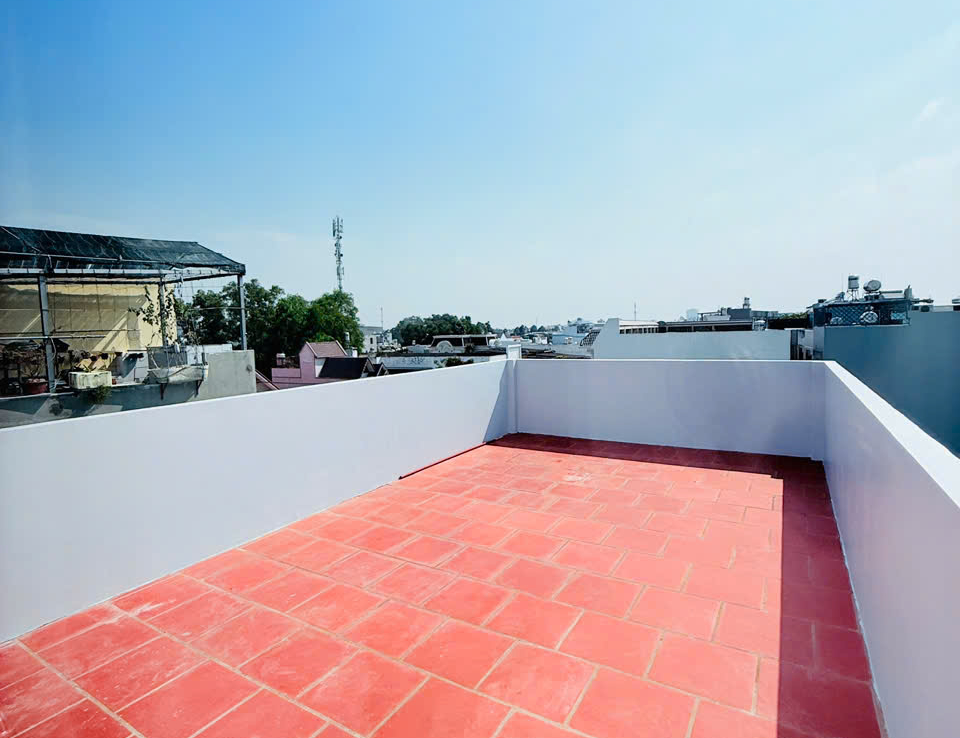 nhà mặt tiền kinh doanh