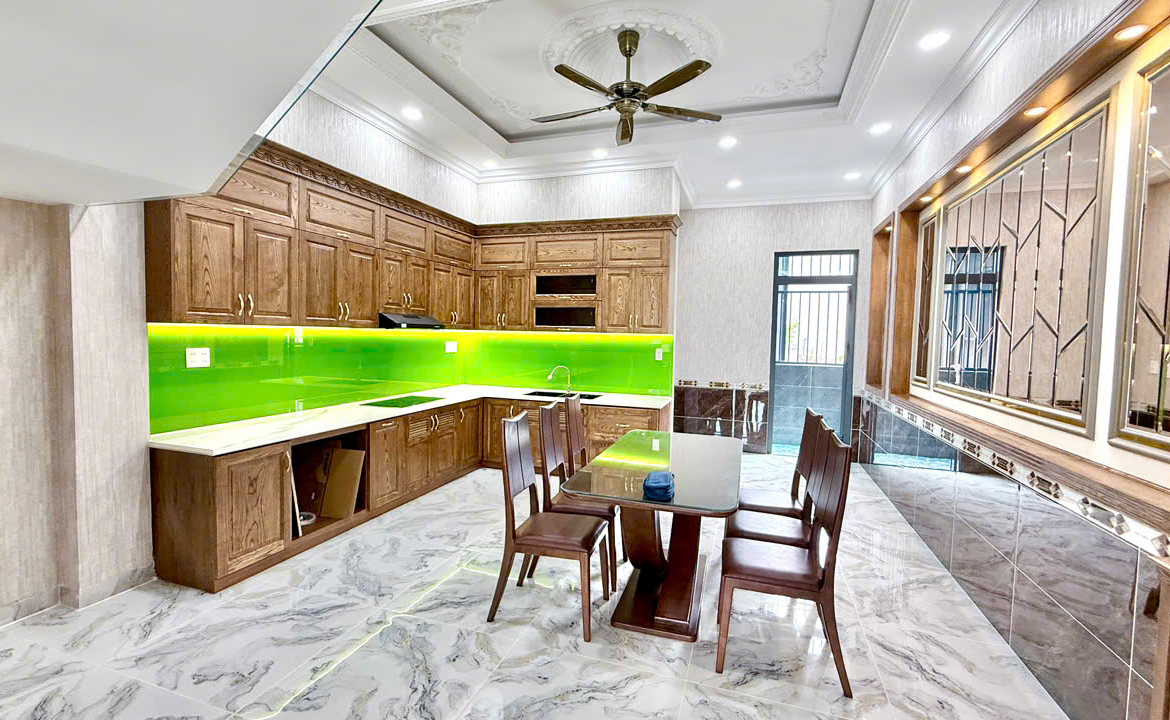 nhà mặt tiền KD Dĩ an