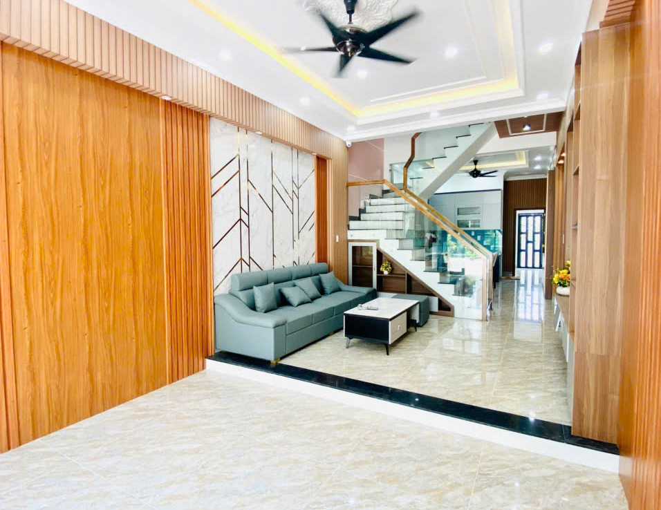nhà phú hồng thịnh 9