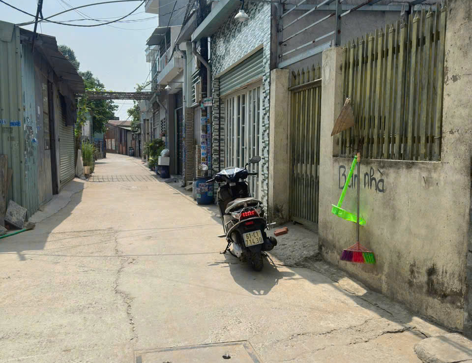 Bán đất chợ xóm vắng