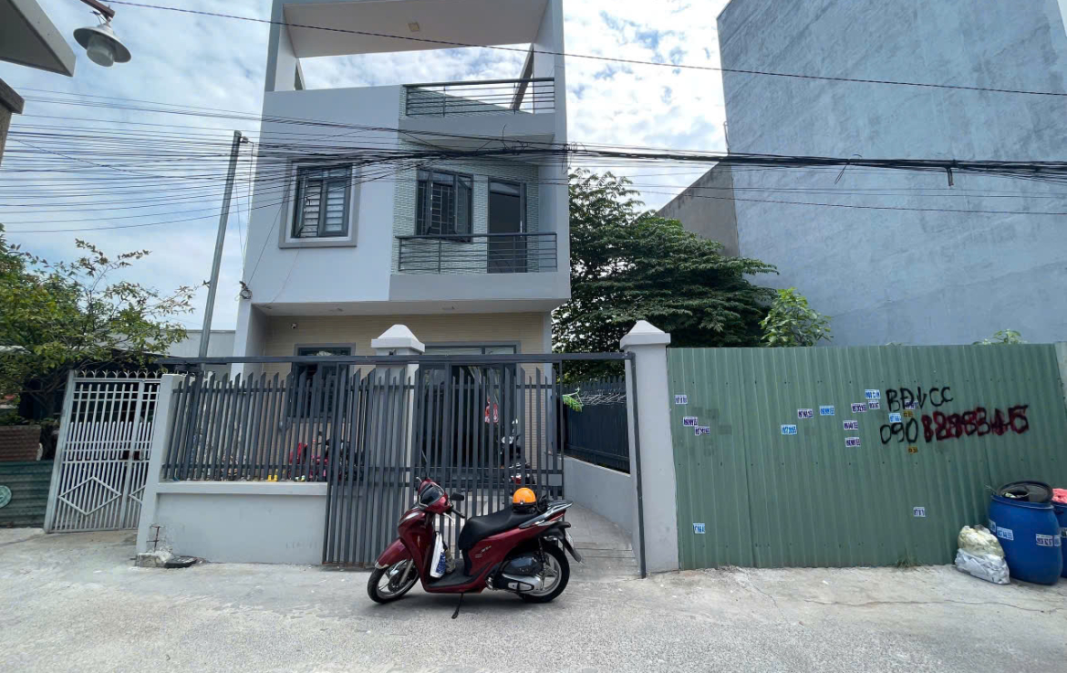 Nhà đường đông minh