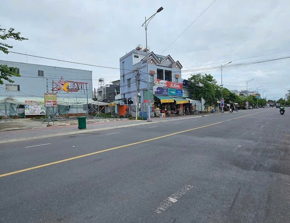 mặt tiền hai bà trưng dĩ an