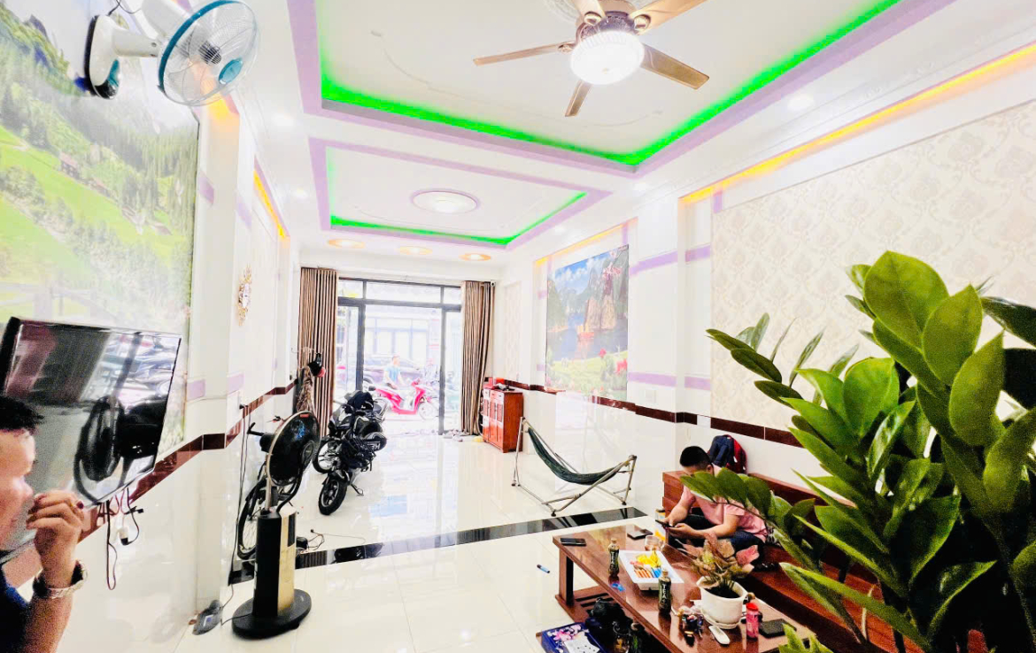 nhà kdc lê phong