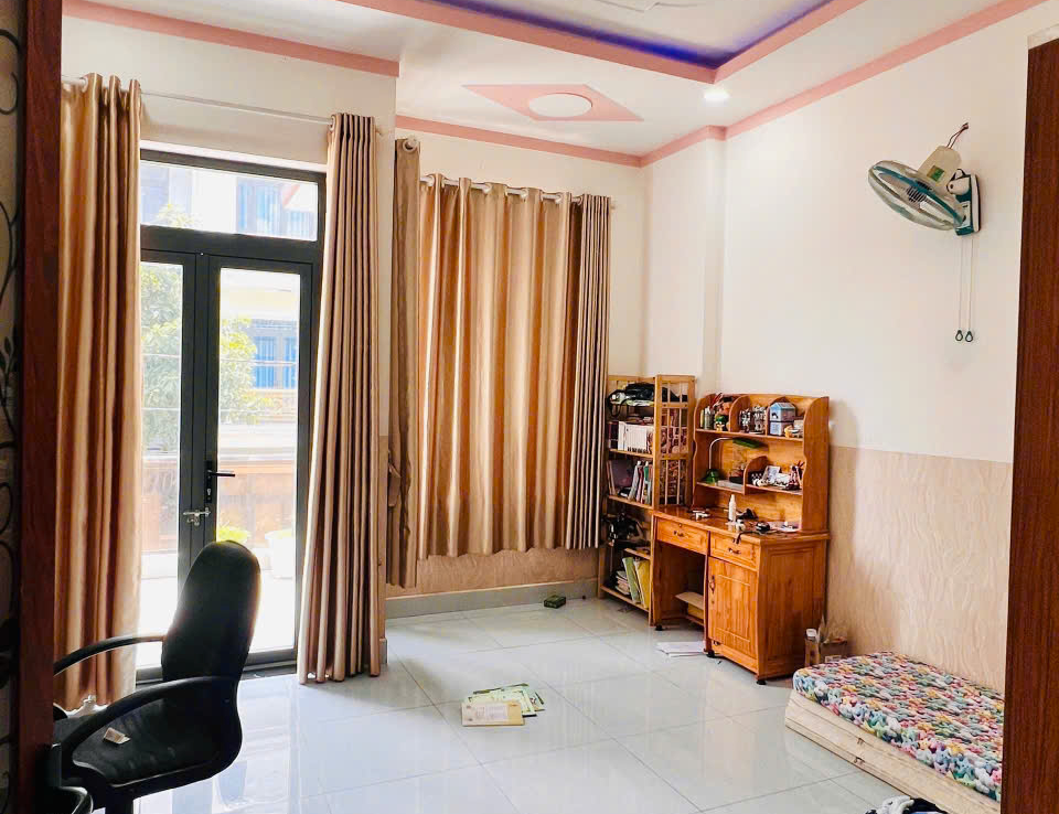 nhà kdc lê phong