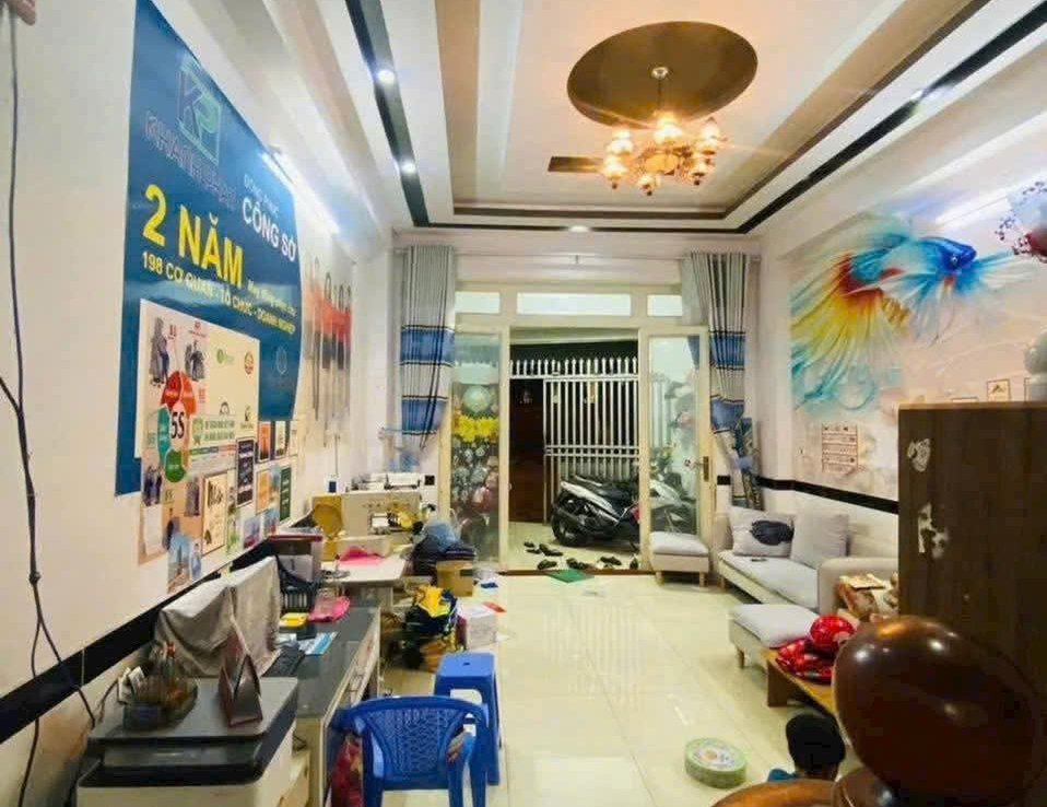 nhà mặt tiền nguyễn đình chiểu