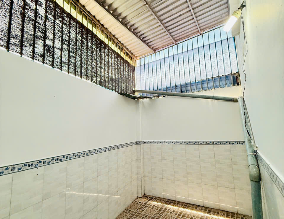 bán nhà sổ riêng đông hoà