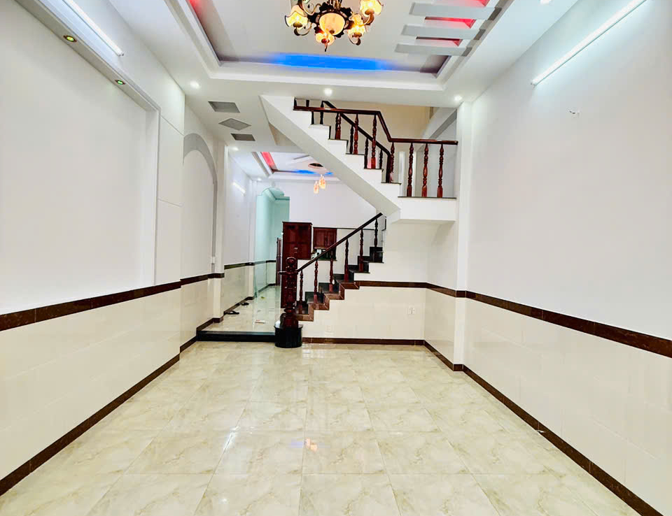 bán nhà sổ riêng đông hoà
