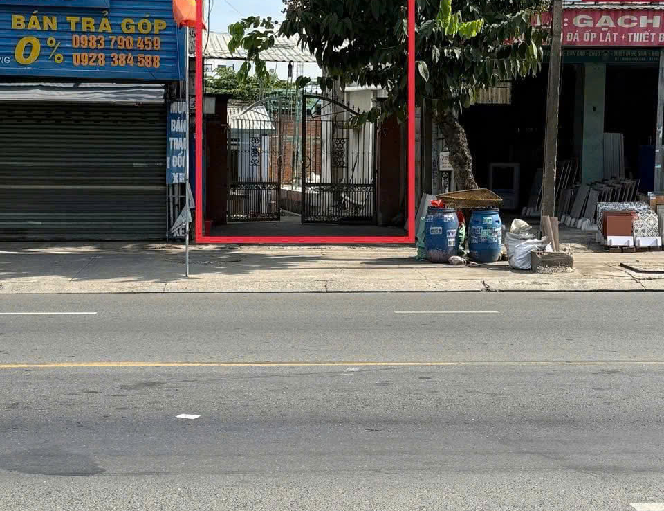 đất mặt tiền đường dt743