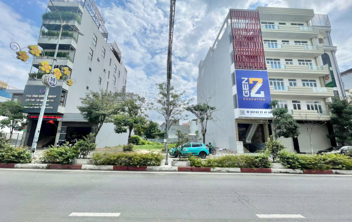 đất mặt tiền đường số 9 tthc