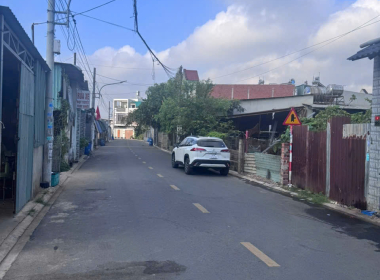 mặt tiền lê văn tiên