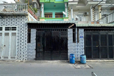 bán nhà dĩ an