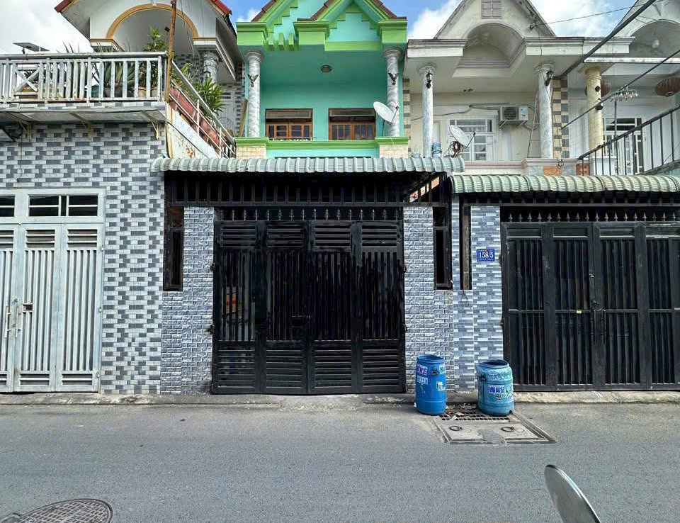 bán nhà dĩ an