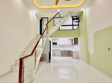 bán nhà gần chợ dĩ an