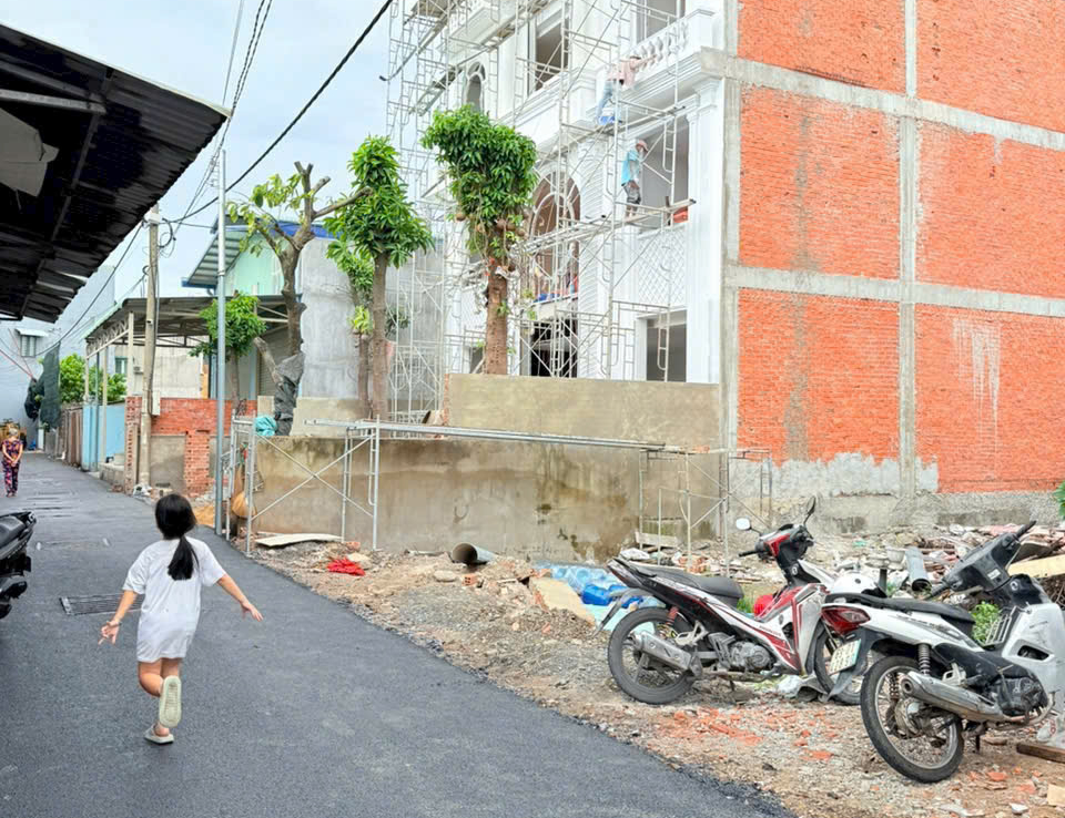 đất đường hai bà Trưng
