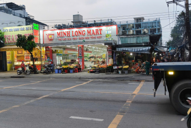 mặt tiền Đường DT743B