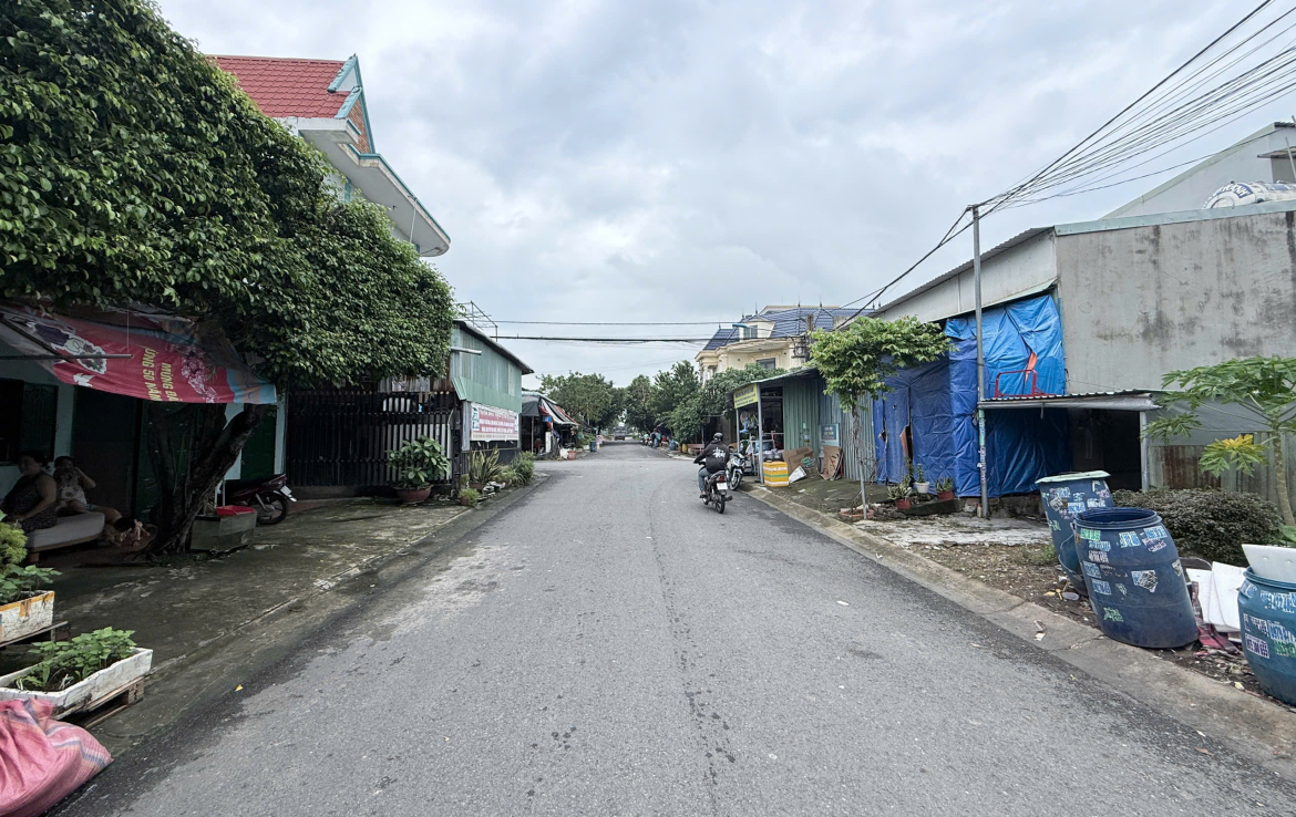bán kho dĩ an hcm