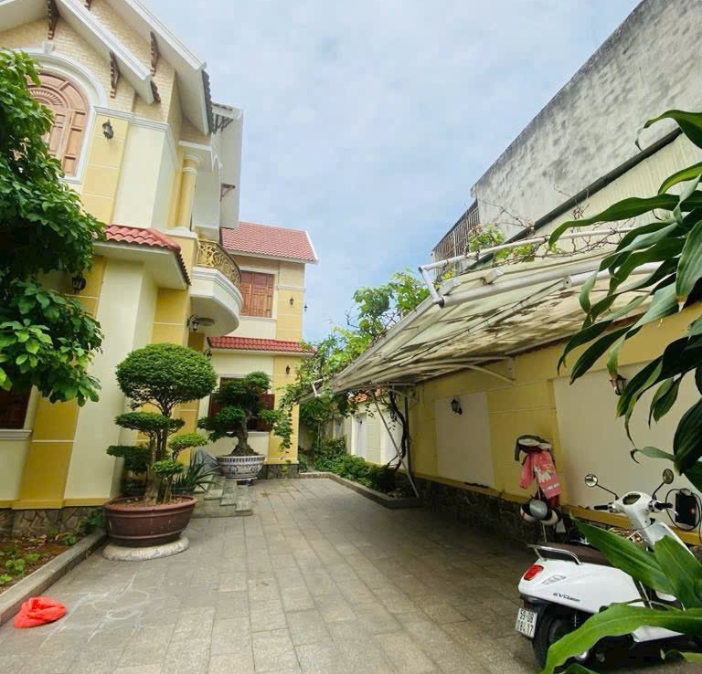 biệt thự phường đông hòa hcm