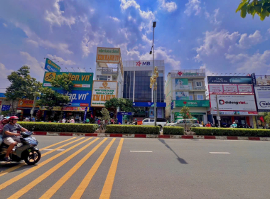 mặt tiền nguyễn an ninh dĩ an (7)