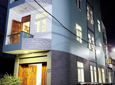 bán nhà ngô chí quố