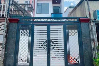 nhà gần bến xe miền đông mới