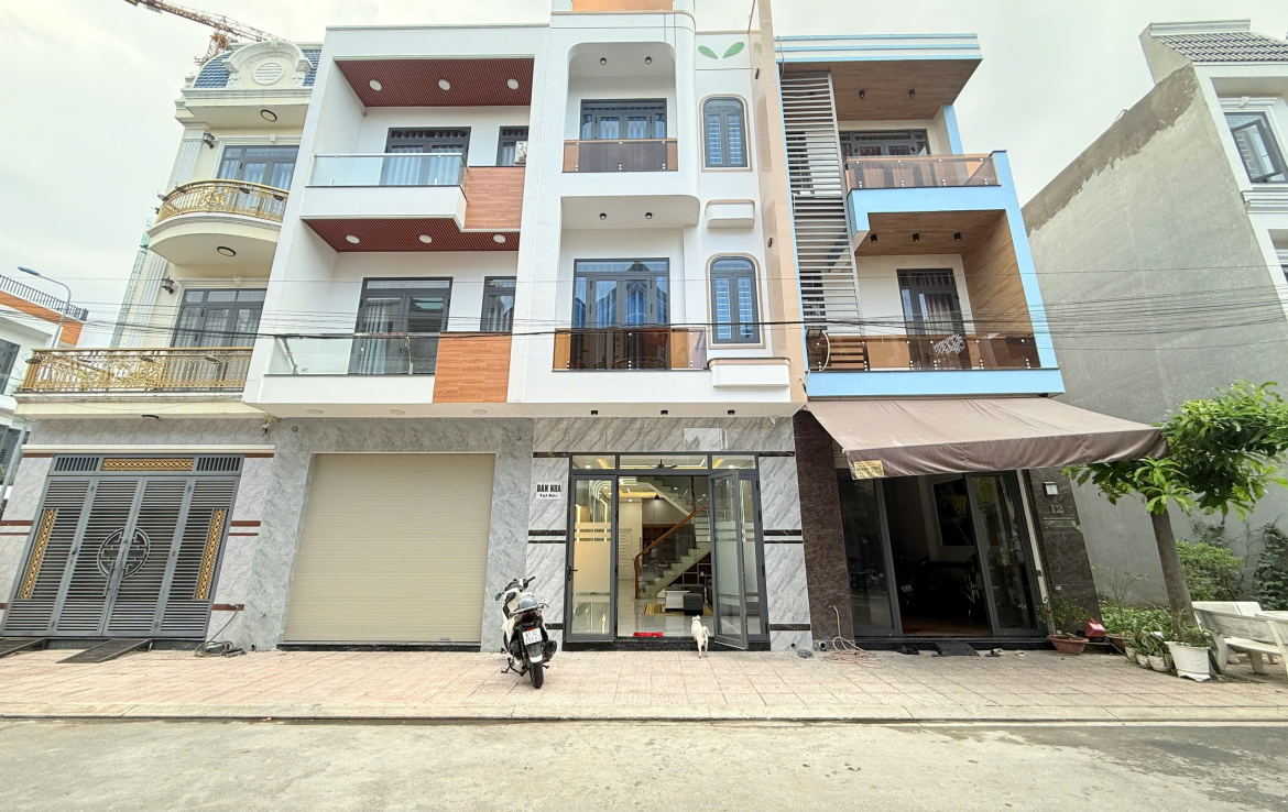 nhà gần vincom 550