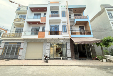 nhà gần vincom 550