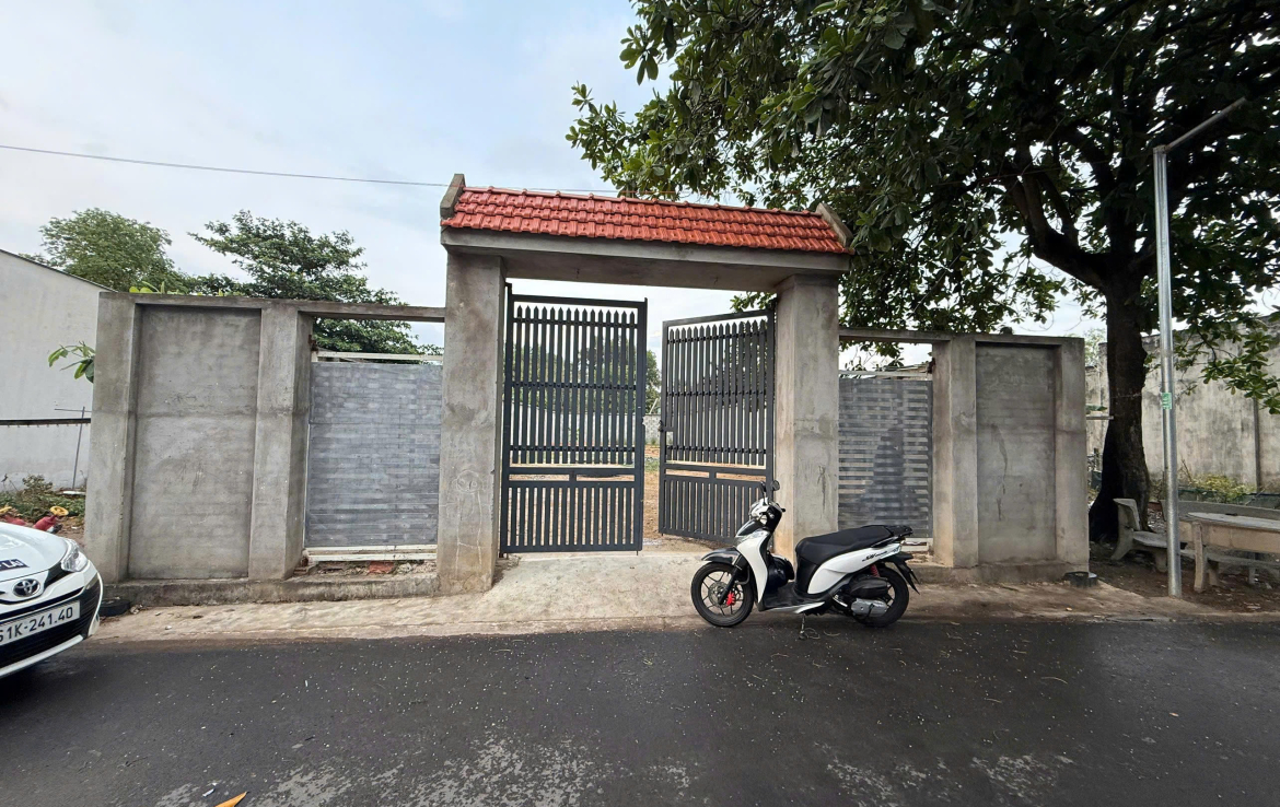 đất xây chdv dĩ an