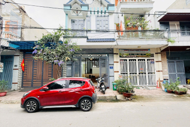 nhà gần Vincom 550 Dĩ An